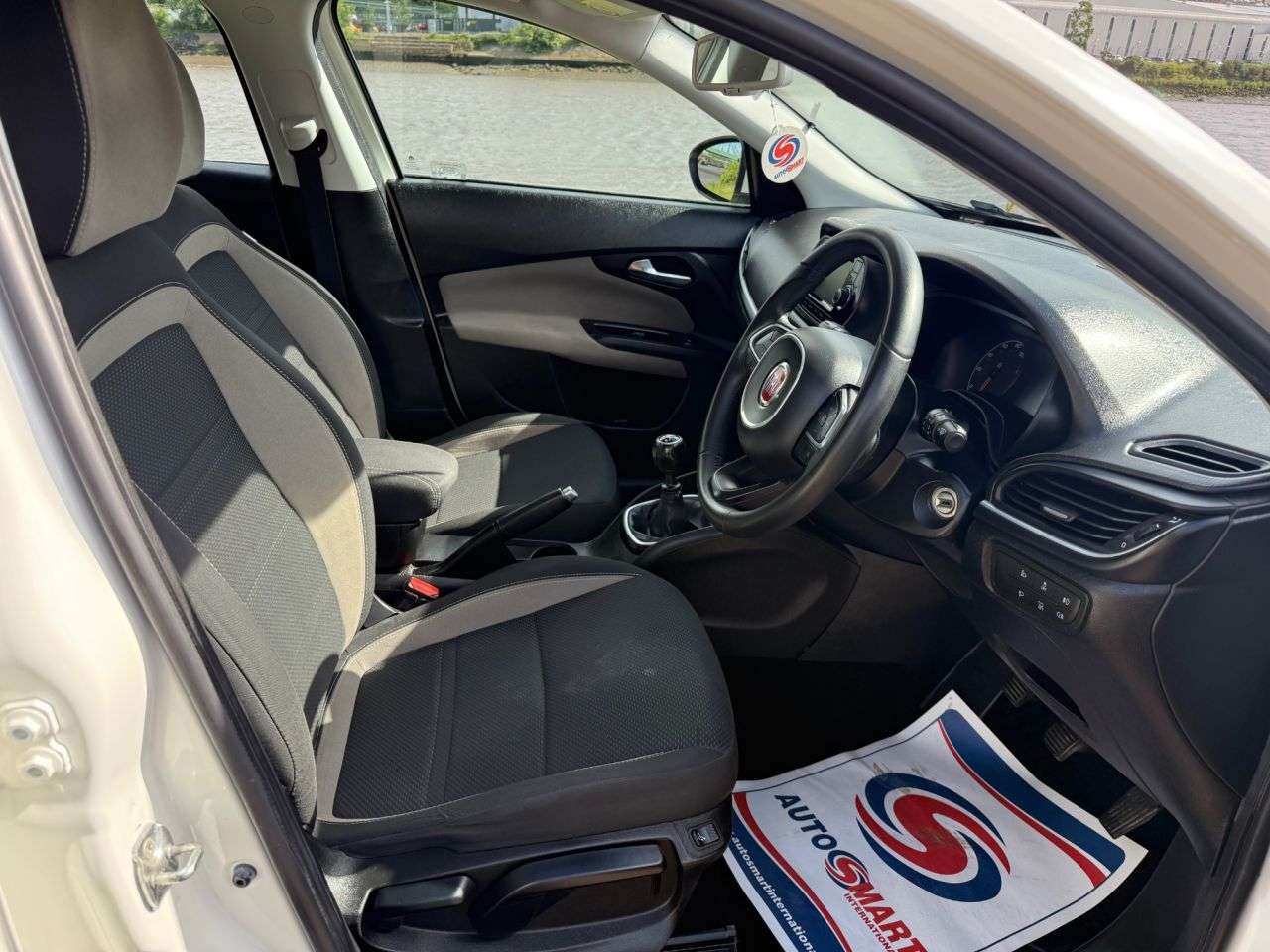 2017 FIAT TIPO 2017 FIAT TIPO
