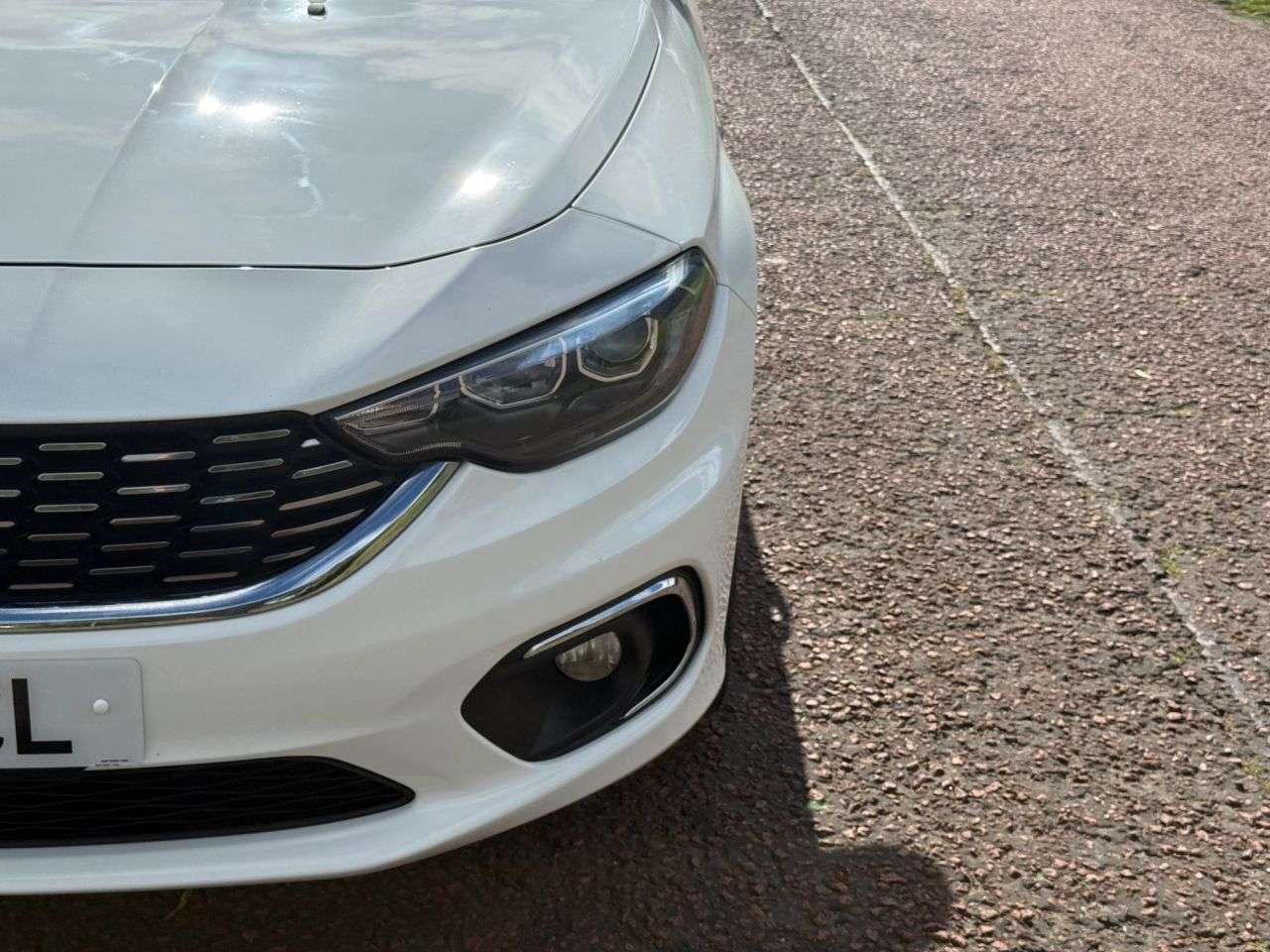 2017 FIAT TIPO 2017 FIAT TIPO