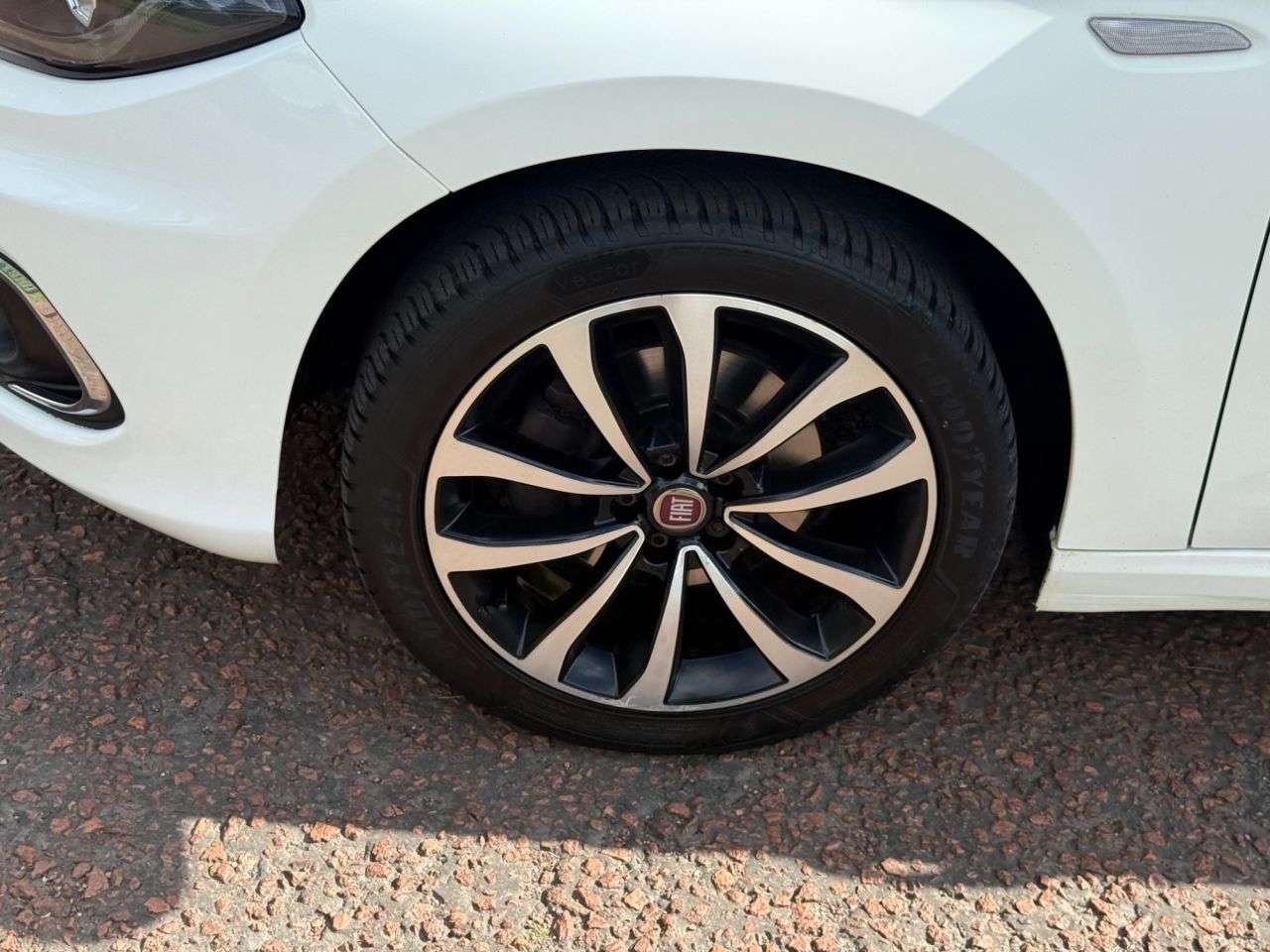 2017 FIAT TIPO 2017 FIAT TIPO