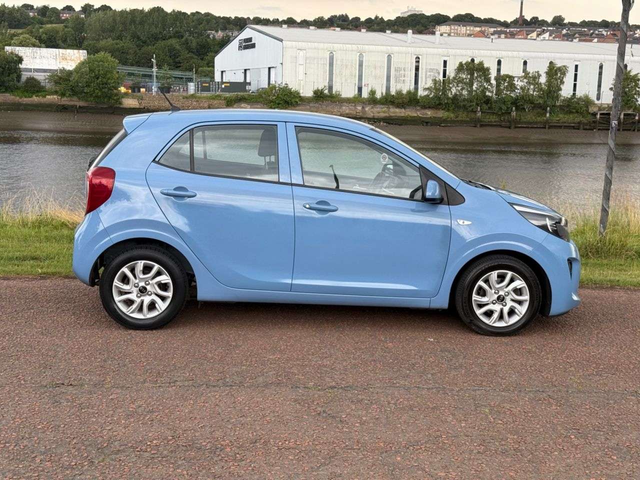 A 2019 KIA PICANTO 1.0 2 Hatchback 5dr Petrol Manual Euro 6 (66 bhp) **USB INPUT** A 2019 KIA PICANTO 1.0 2 Hatchback 5dr Petrol Manual Euro 6 (66 bhp) **USB INPUT**