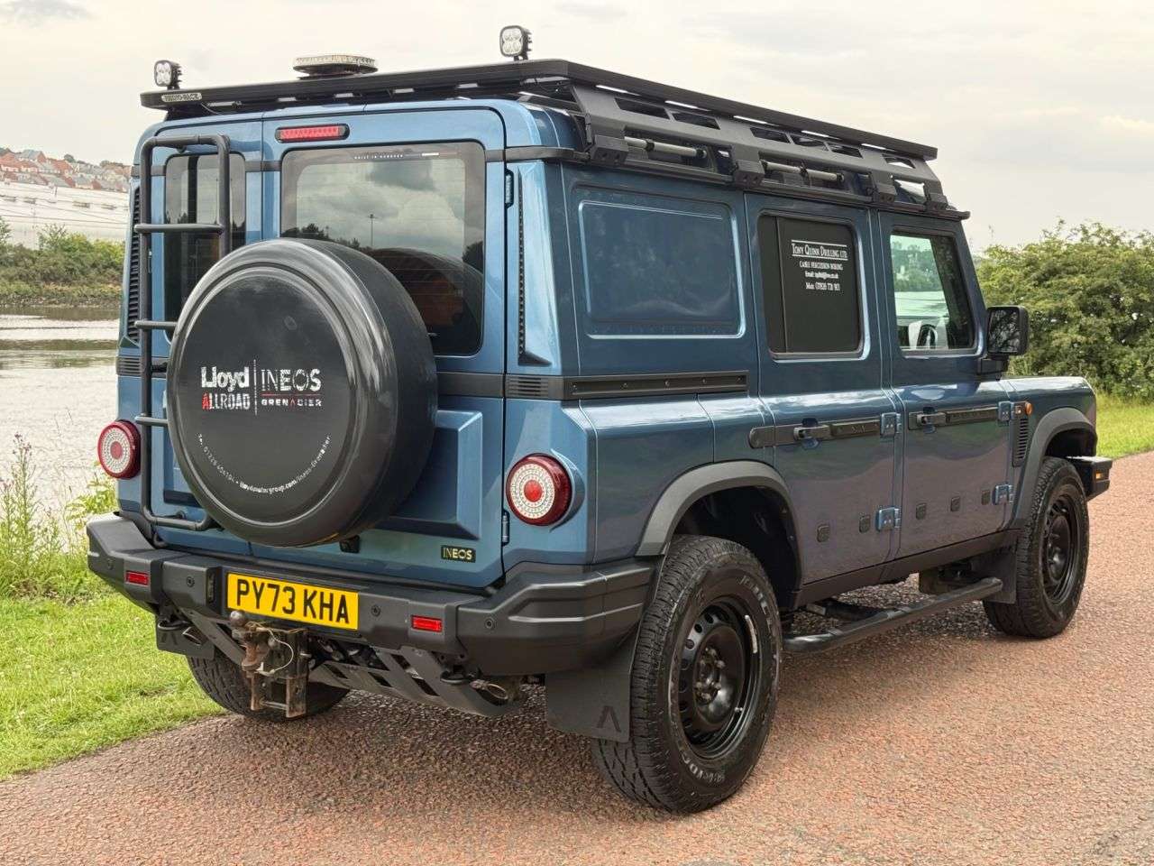 A 2023 INEOS GRENADIER 3.0D Utility Wagon 6dr Diesel Auto 4WD Euro 6 (s/s) (249 ps) **PLY LINED RE A 2023 INEOS GRENADIER 3.0D Utility Wagon 6dr Diesel Auto 4WD Euro 6 (s/s) (249 ps) **PLY LINED RE
