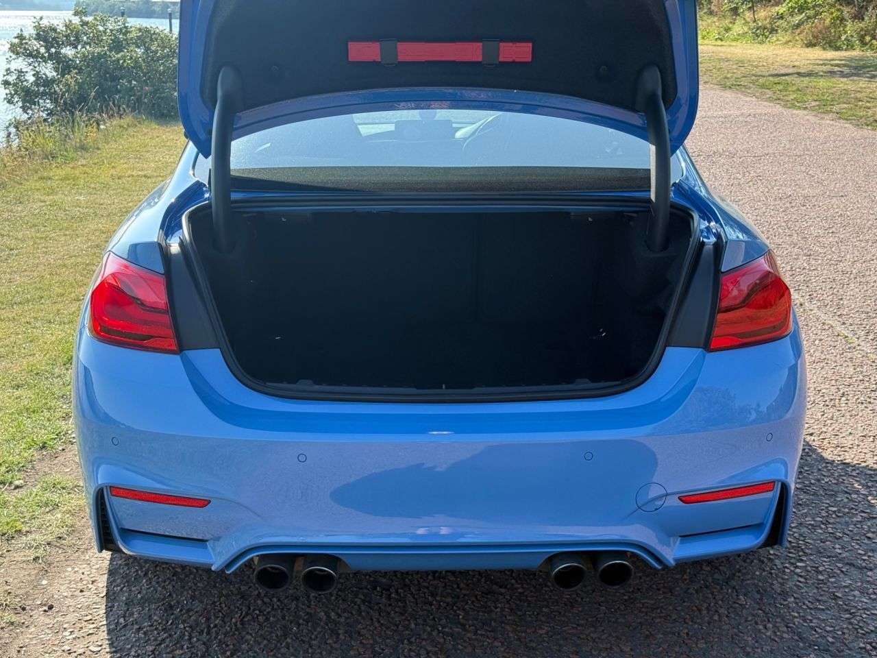 2018 BMW M4 2018 BMW M4