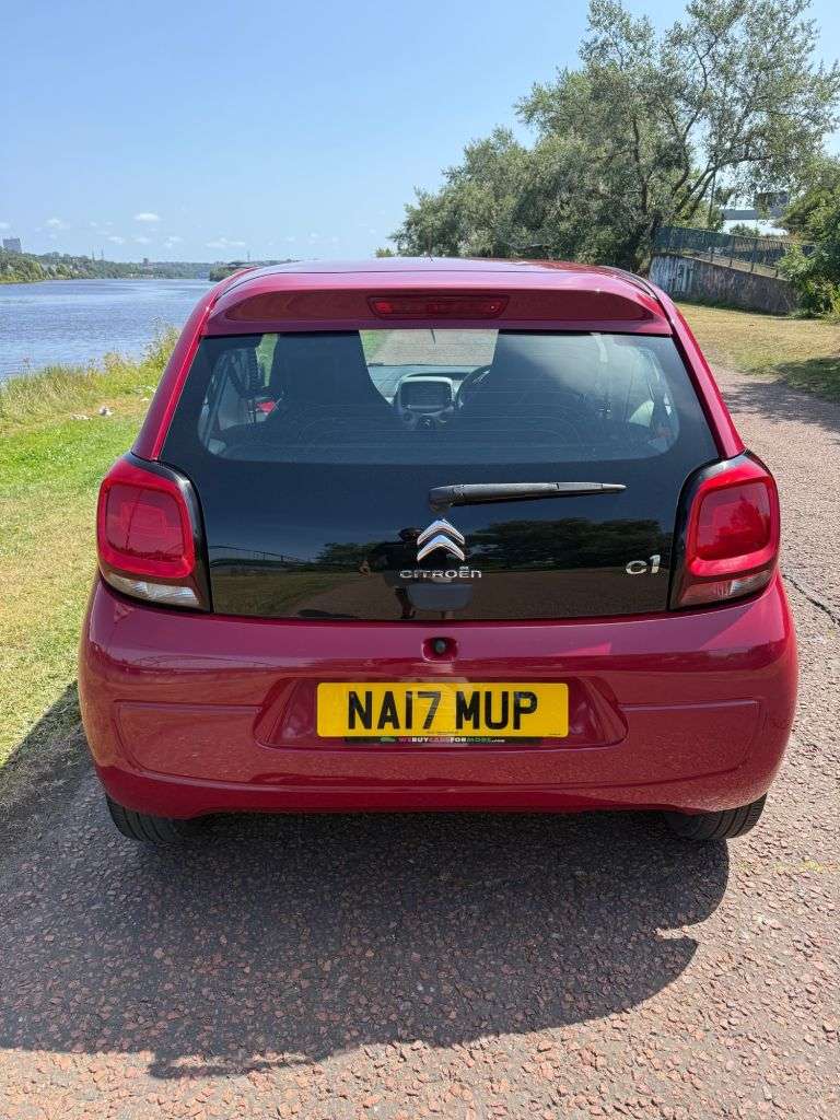 A 2017 CITROEN C1 1.0 VTi Feel Hatchback 3dr Petrol Manual Euro 6 (68 ps) AIR CON, REV COUNTE A 2017 CITROEN C1 1.0 VTi Feel Hatchback 3dr Petrol Manual Euro 6 (68 ps) AIR CON, REV COUNTE