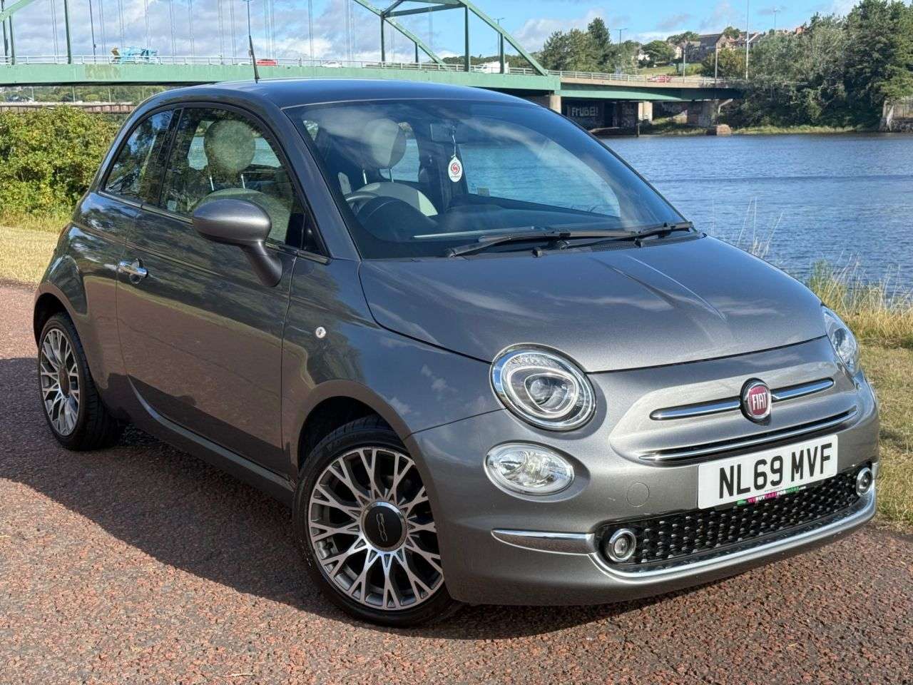 A 2019 FIAT 500 1.2 Star Hatchback 3dr Petrol Manual Euro 6 (s/s) (69 bhp) **BLUETOOTH** A 2019 FIAT 500 1.2 Star Hatchback 3dr Petrol Manual Euro 6 (s/s) (69 bhp) **BLUETOOTH**