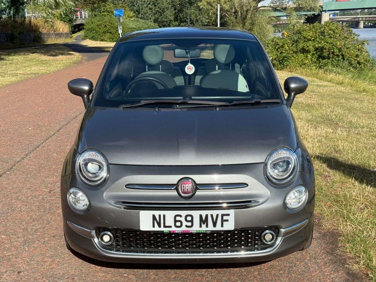 A 2019 FIAT 500 1.2 Star Hatchback 3dr Petrol Manual Euro 6 (s/s) (69 bhp) **BLUETOOTH** A 2019 FIAT 500 1.2 Star Hatchback 3dr Petrol Manual Euro 6 (s/s) (69 bhp) **BLUETOOTH**