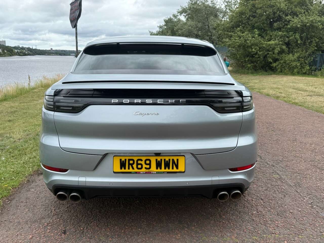 2019 PORSCHE CAYENNE 2019 PORSCHE CAYENNE