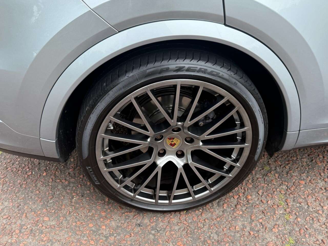 2019 PORSCHE CAYENNE 2019 PORSCHE CAYENNE