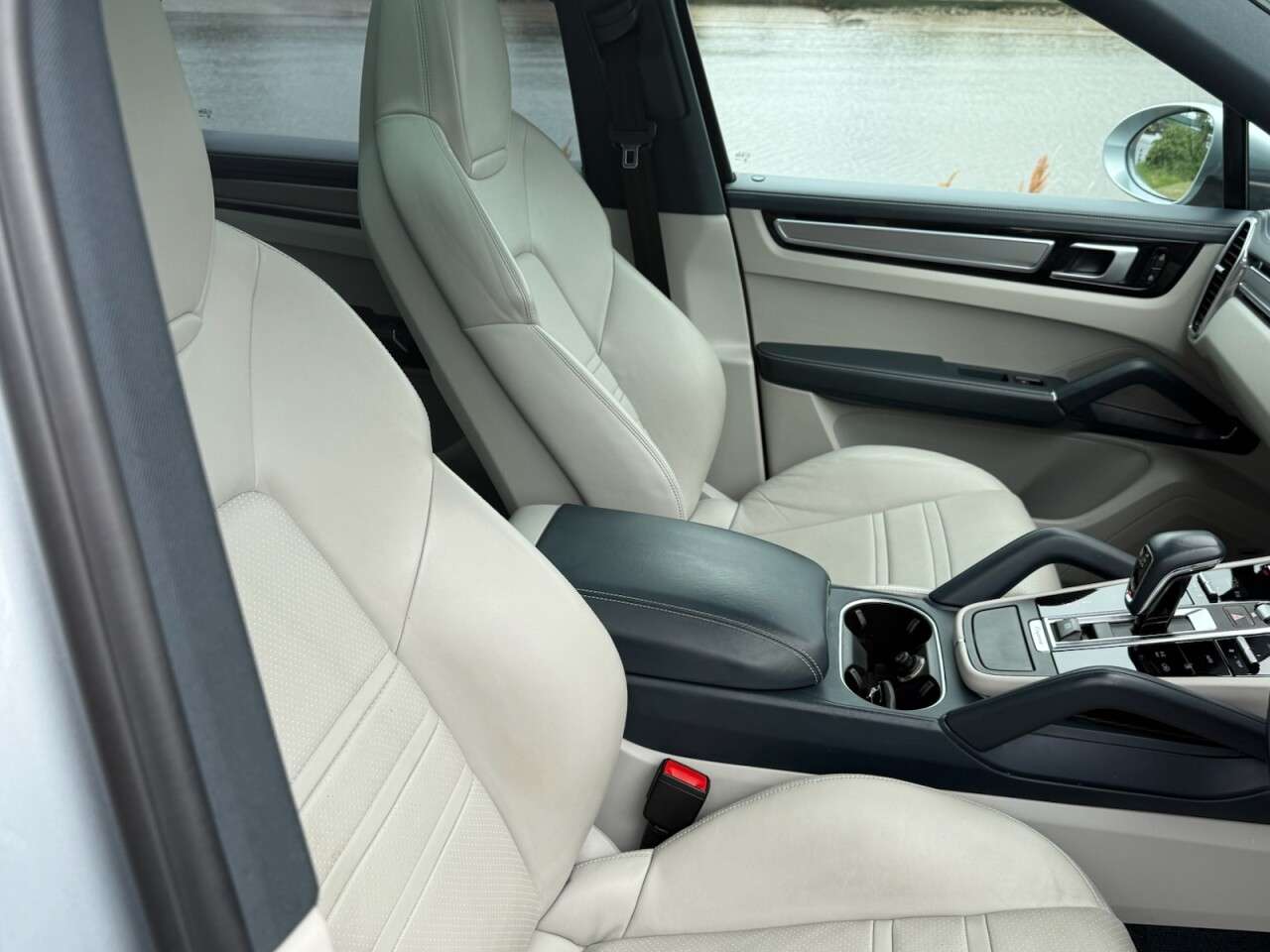 2019 PORSCHE CAYENNE 2019 PORSCHE CAYENNE