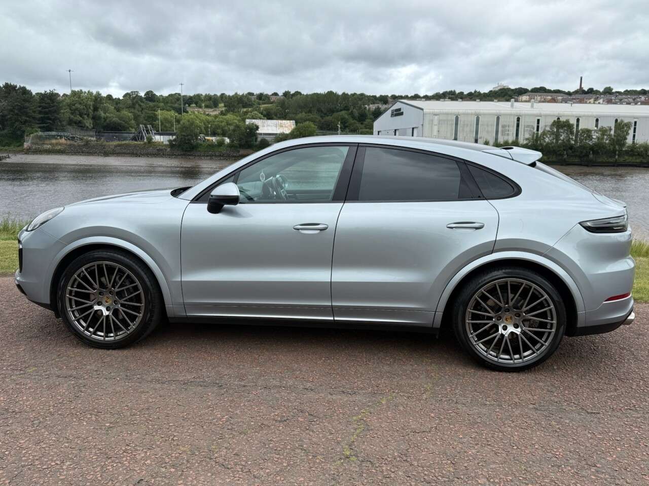 2019 PORSCHE CAYENNE 2019 PORSCHE CAYENNE