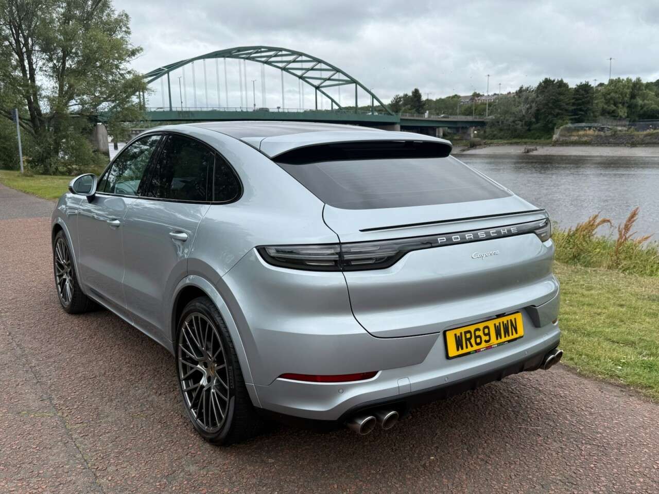 2019 PORSCHE CAYENNE 2019 PORSCHE CAYENNE