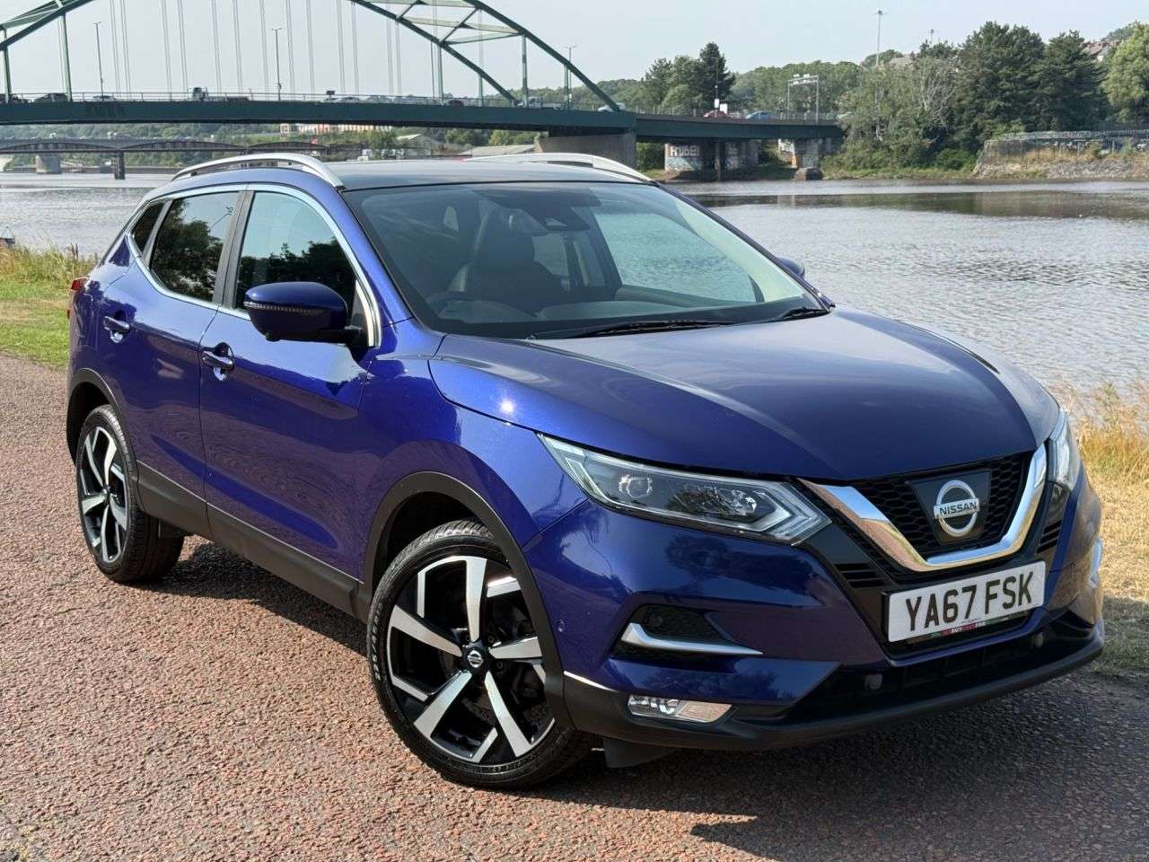 A 2017 NISSAN QASHQAI 1.2 DIG-T Tekna SUV 5dr Petrol Manual Euro 6 (s/s) (115 ps) **PAN ROOF** A 2017 NISSAN QASHQAI 1.2 DIG-T Tekna SUV 5dr Petrol Manual Euro 6 (s/s) (115 ps) **PAN ROOF**