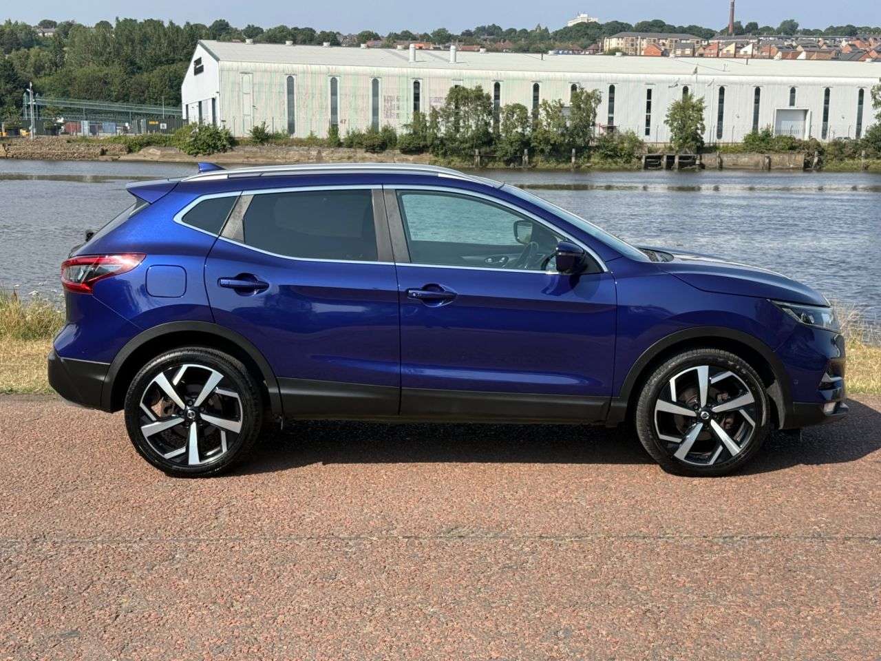 A 2017 NISSAN QASHQAI 1.2 DIG-T Tekna SUV 5dr Petrol Manual Euro 6 (s/s) (115 ps) **PAN ROOF** A 2017 NISSAN QASHQAI 1.2 DIG-T Tekna SUV 5dr Petrol Manual Euro 6 (s/s) (115 ps) **PAN ROOF**
