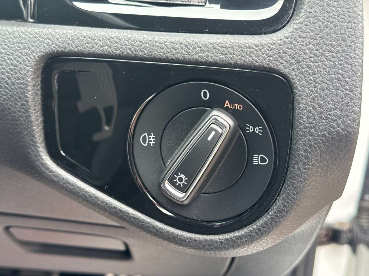 2019 VOLKSWAGEN GOLF 2019 VOLKSWAGEN GOLF