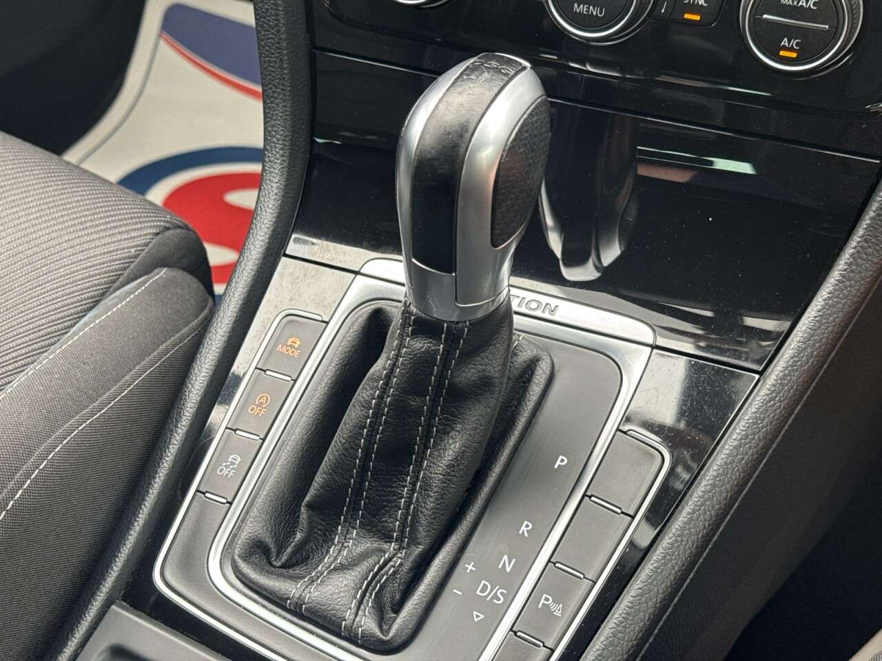 2019 VOLKSWAGEN GOLF 2019 VOLKSWAGEN GOLF