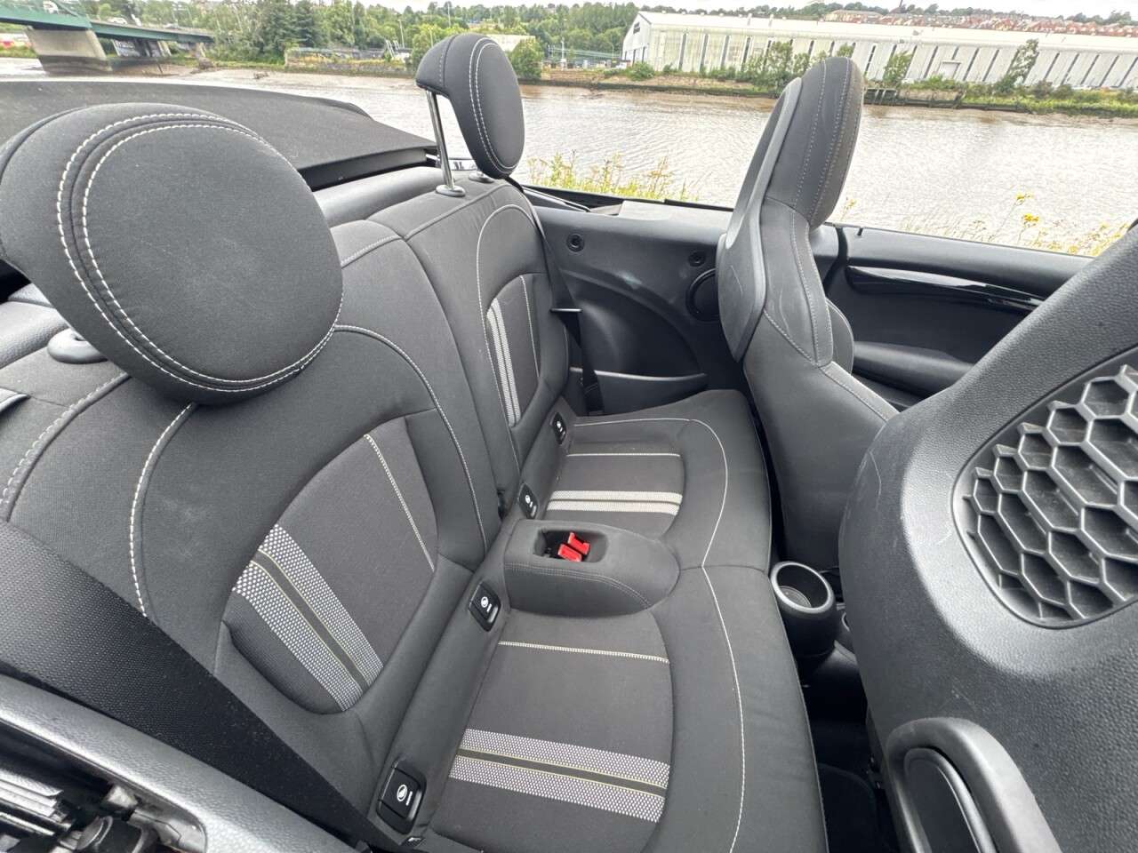 2017 MINI CONVERTIBLE 2017 MINI CONVERTIBLE