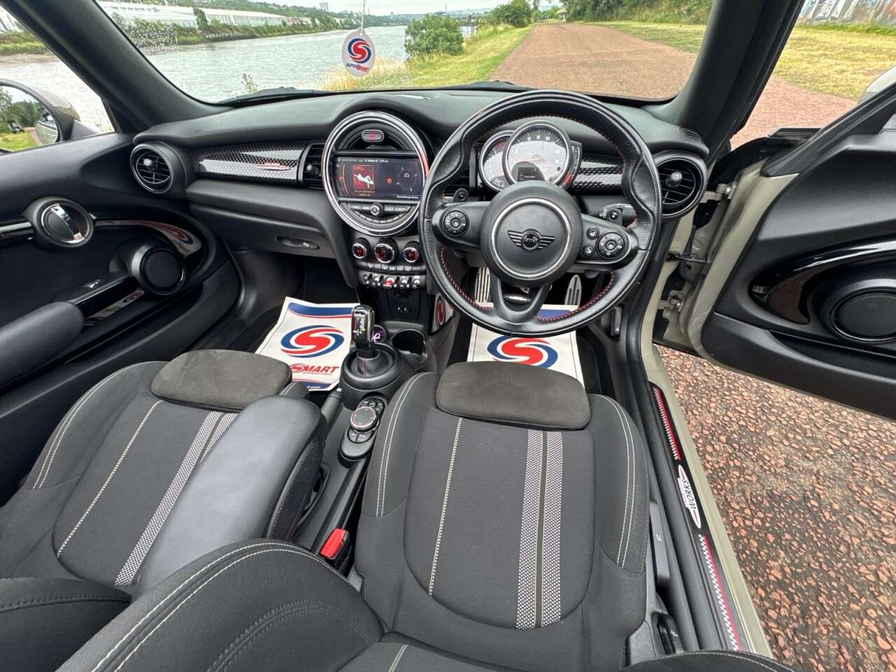 2017 MINI CONVERTIBLE 2017 MINI CONVERTIBLE