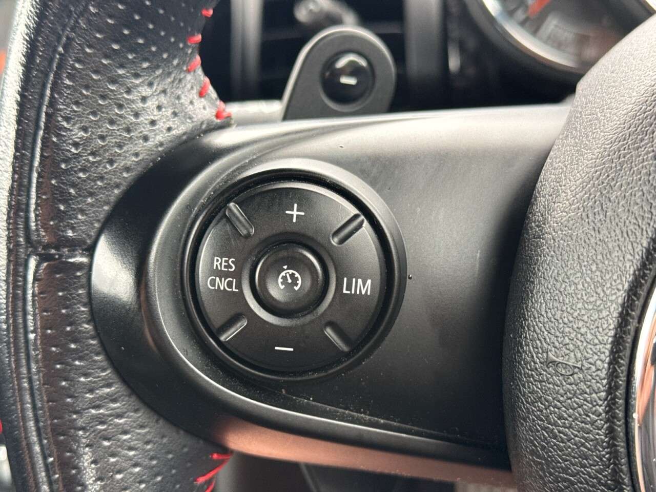 2017 MINI CONVERTIBLE 2017 MINI CONVERTIBLE