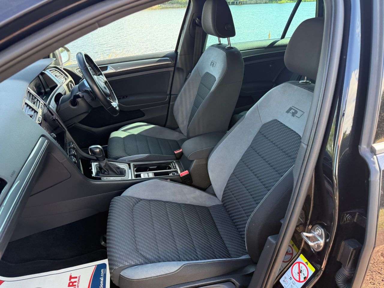 2020 VOLKSWAGEN GOLF 2020 VOLKSWAGEN GOLF