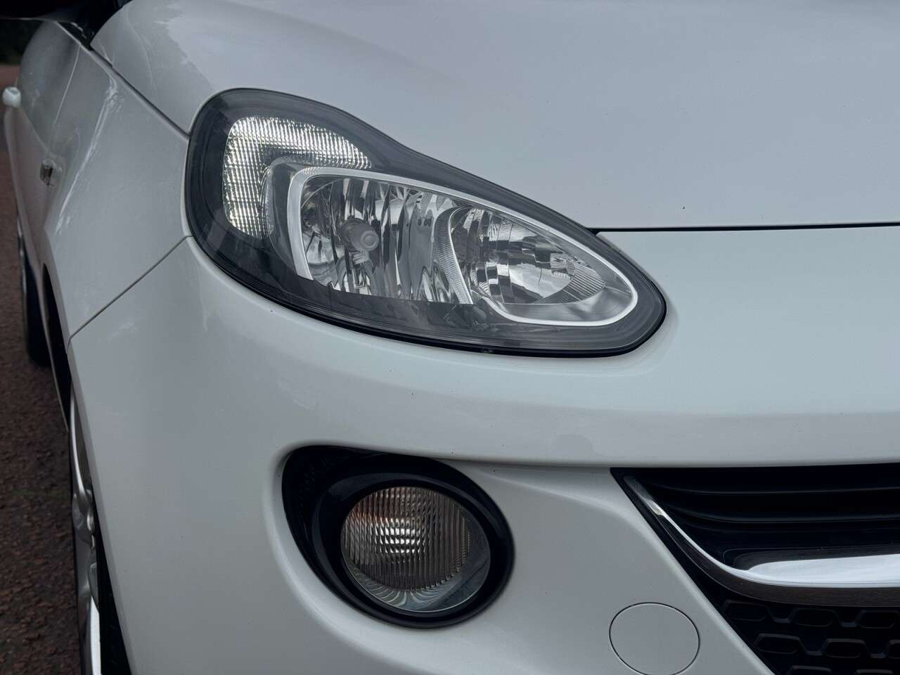 A 2015 VAUXHALL ADAM 1.4 16v SLAM Hatchback 3dr Petrol Manual Euro 5 (100 ps) **CRUISE CONTROL** A 2015 VAUXHALL ADAM 1.4 16v SLAM Hatchback 3dr Petrol Manual Euro 5 (100 ps) **CRUISE CONTROL**