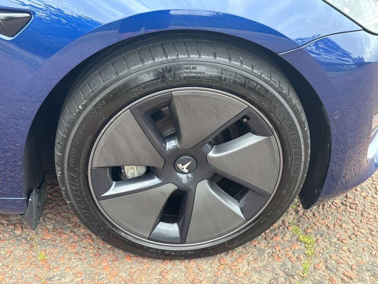 2021 TESLA MODEL 3 2021 TESLA MODEL 3