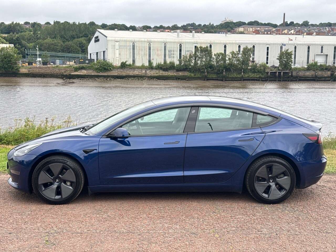 2021 TESLA MODEL 3 2021 TESLA MODEL 3