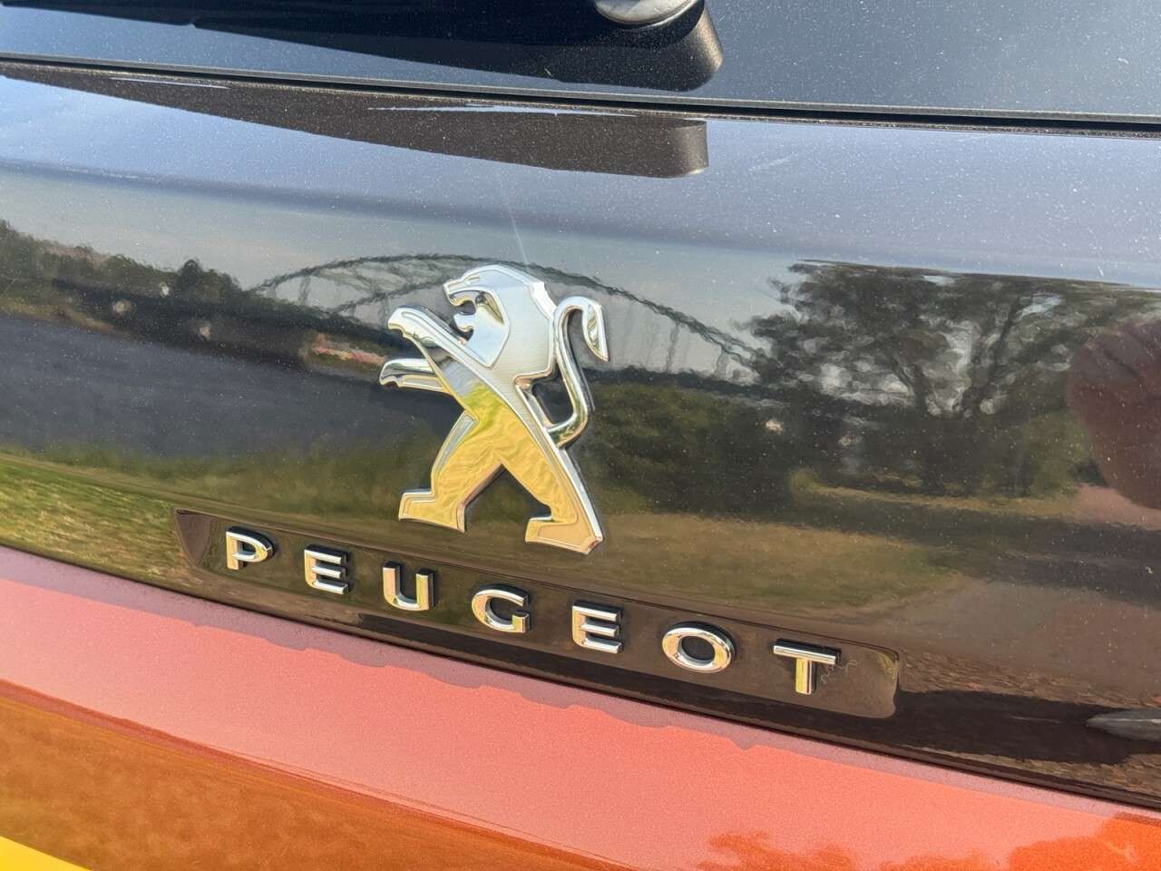 2020 PEUGEOT 3008 2020 PEUGEOT 3008