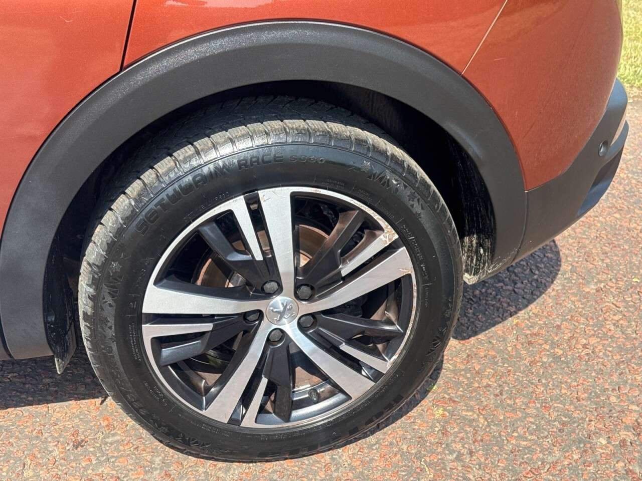 2020 PEUGEOT 3008 2020 PEUGEOT 3008