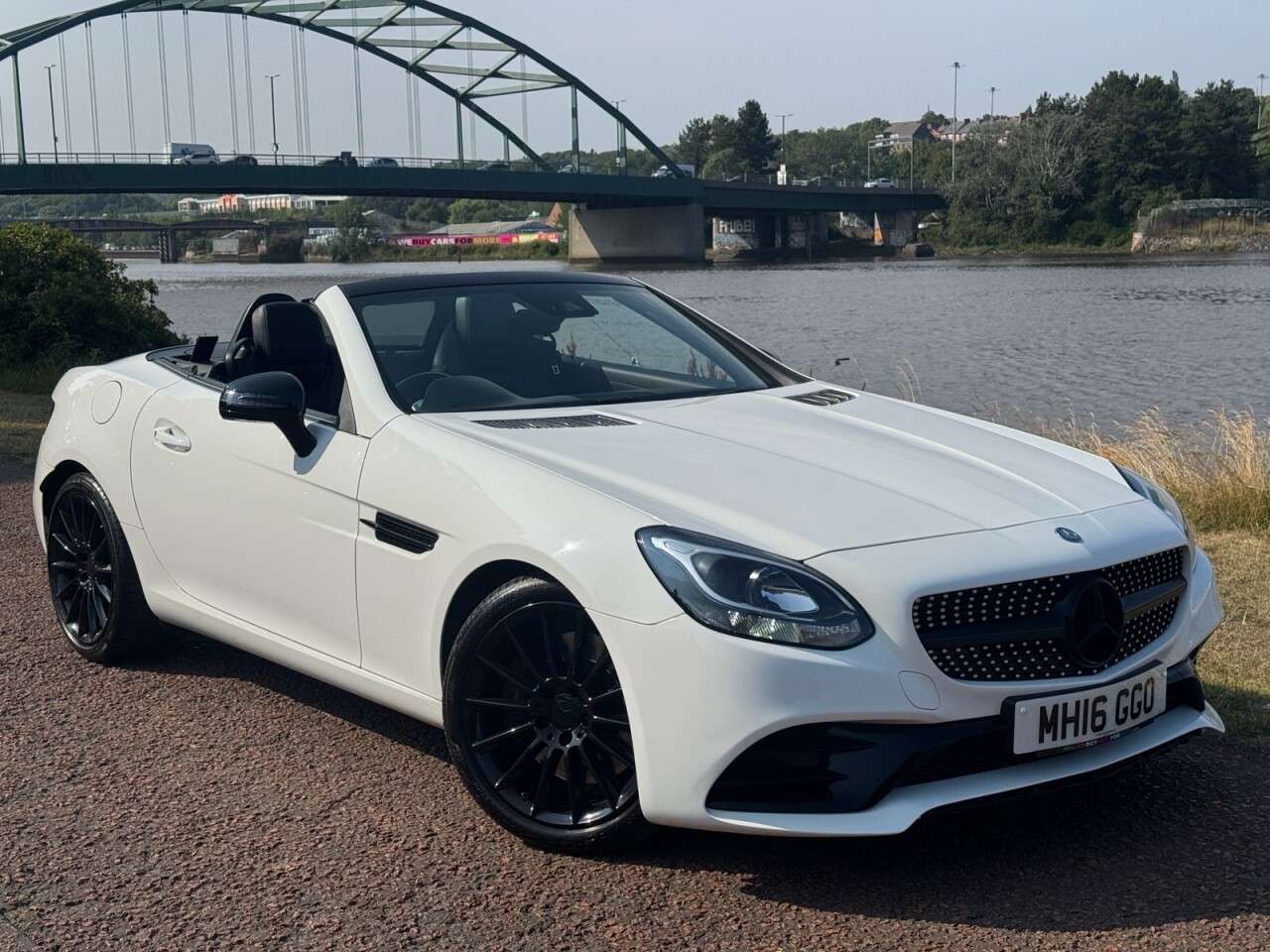 A 2016 MERCEDES-BENZ SLC 2.1 SLC250d AMG Line Convertible 2dr Diesel G-Tronic Euro 6 (s/s) (204 ps) A 2016 MERCEDES-BENZ SLC 2.1 SLC250d AMG Line Convertible 2dr Diesel G-Tronic Euro 6 (s/s) (204 ps)