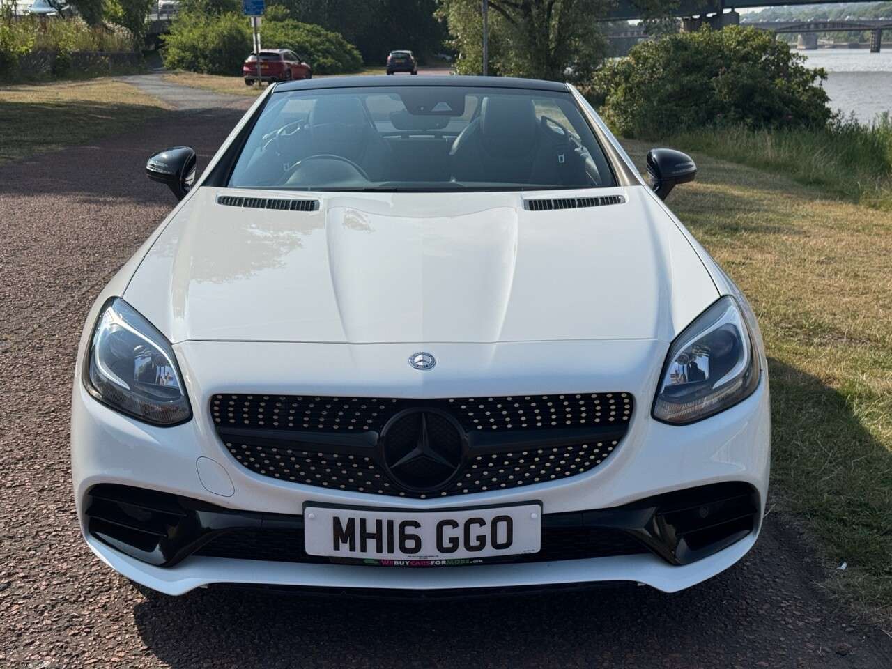 A 2016 MERCEDES-BENZ SLC 2.1 SLC250d AMG Line Convertible 2dr Diesel G-Tronic Euro 6 (s/s) (204 ps) A 2016 MERCEDES-BENZ SLC 2.1 SLC250d AMG Line Convertible 2dr Diesel G-Tronic Euro 6 (s/s) (204 ps)