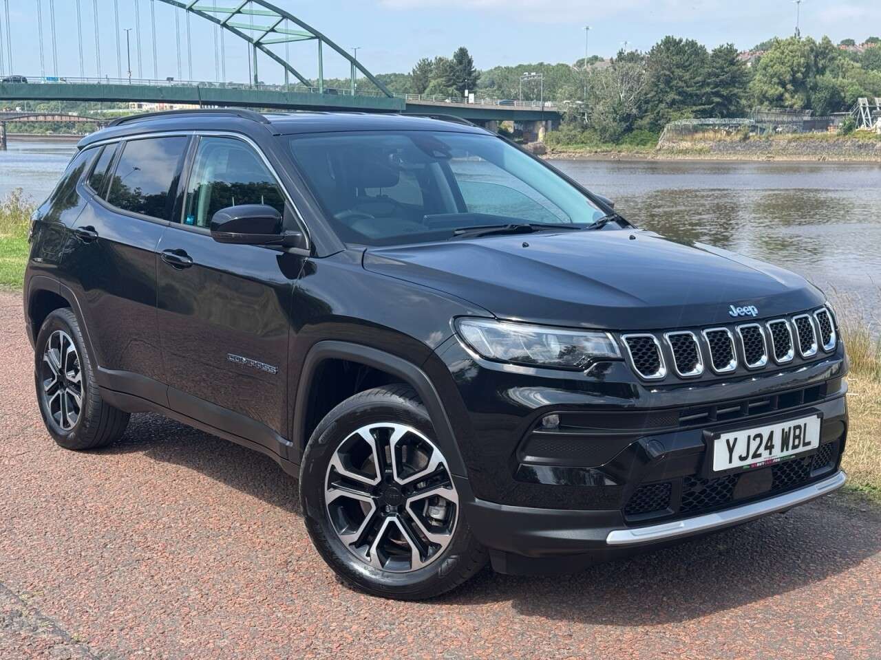 A 2024 JEEP COMPASS 1.3 GSE T4 11.4kWh Limited SUV 5dr Petrol Plug-in Hybrid Auto 4xe Euro 6 (s A 2024 JEEP COMPASS 1.3 GSE T4 11.4kWh Limited SUV 5dr Petrol Plug-in Hybrid Auto 4xe Euro 6 (s