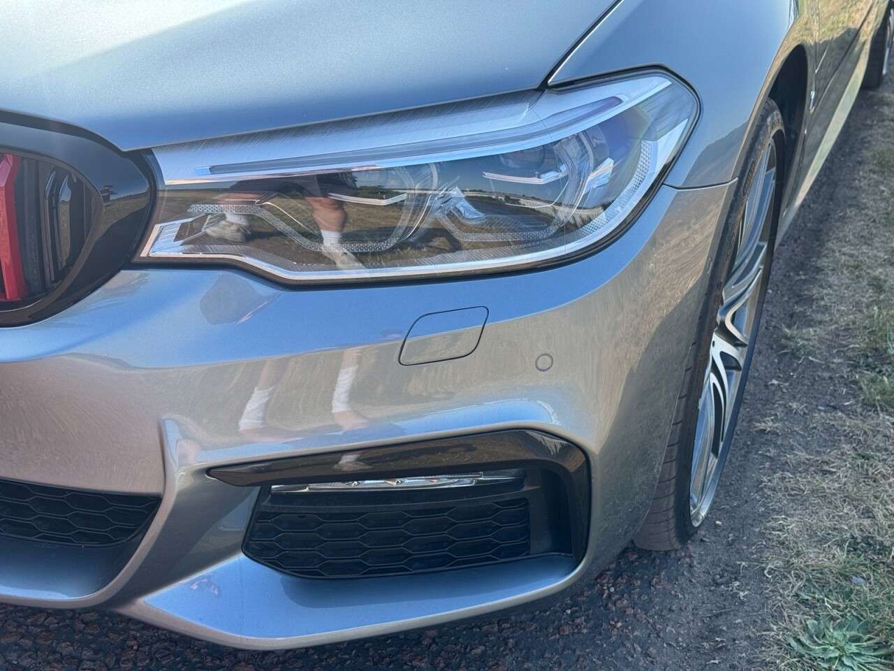 A 2018 BMW 5 SERIES 2.0 530e 9.2kWh M Sport Saloon 4dr Petrol Plug-in Hybrid Auto Euro 6 (s/s) A 2018 BMW 5 SERIES 2.0 530e 9.2kWh M Sport Saloon 4dr Petrol Plug-in Hybrid Auto Euro 6 (s/s)