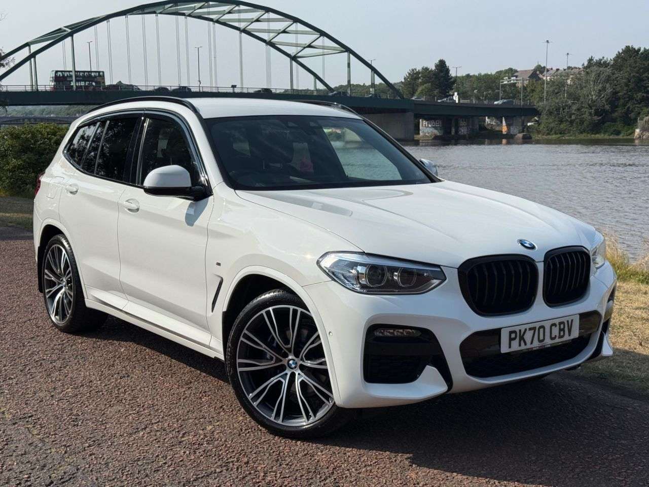 A 2020 BMW X3 2.0 20d MHT M Sport SUV 5dr Diesel Hybrid Auto xDrive Euro 6 (s/s) (190 ps) A 2020 BMW X3 2.0 20d MHT M Sport SUV 5dr Diesel Hybrid Auto xDrive Euro 6 (s/s) (190 ps)
