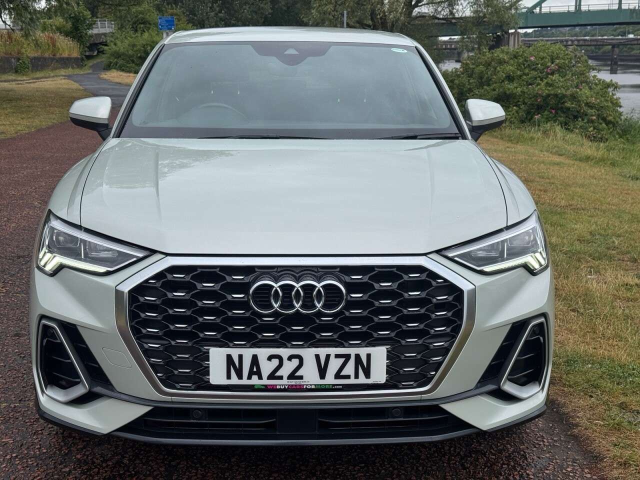 A 2022 AUDI Q3 1.5 TFSI CoD 35 S line Sportback 5dr Petrol S Tronic Euro 6 (s/s) (150 ps) A 2022 AUDI Q3 1.5 TFSI CoD 35 S line Sportback 5dr Petrol S Tronic Euro 6 (s/s) (150 ps)