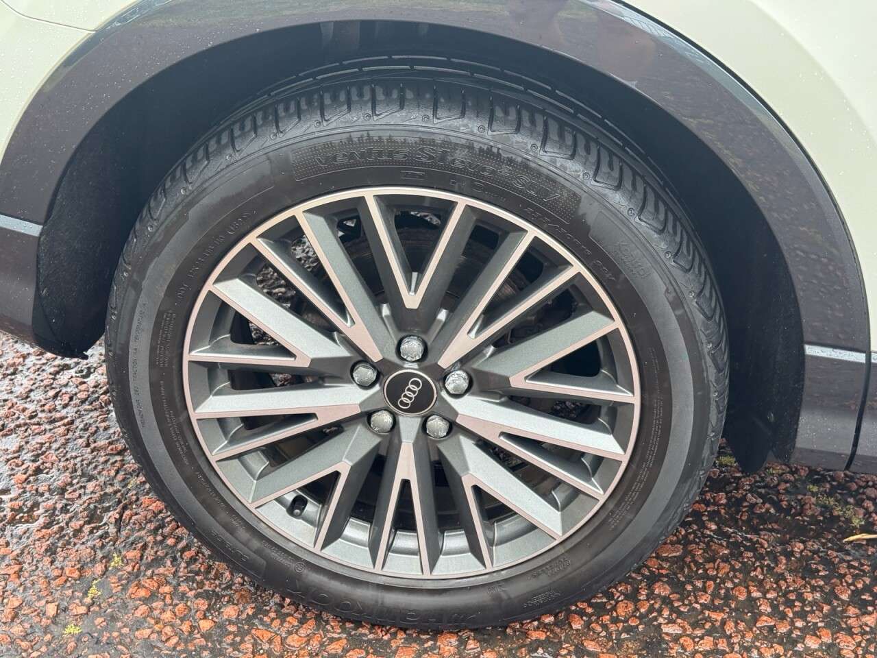 2022 AUDI Q3 2022 AUDI Q3