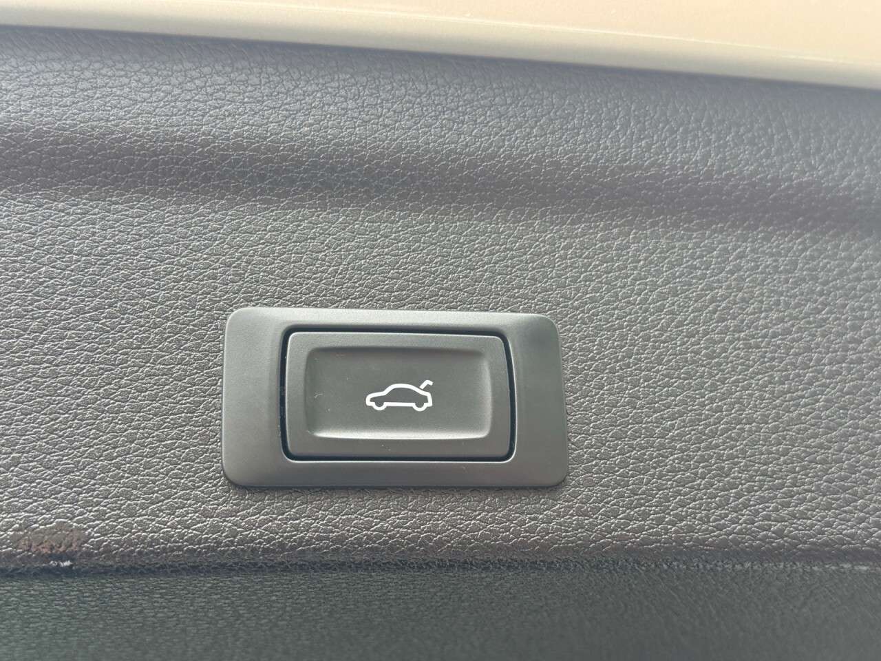 2022 AUDI Q3 2022 AUDI Q3