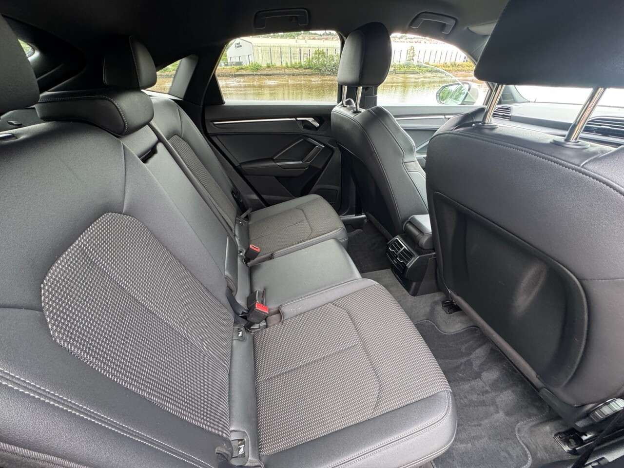 2022 AUDI Q3 2022 AUDI Q3