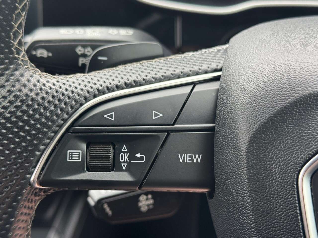 2022 AUDI Q3 2022 AUDI Q3