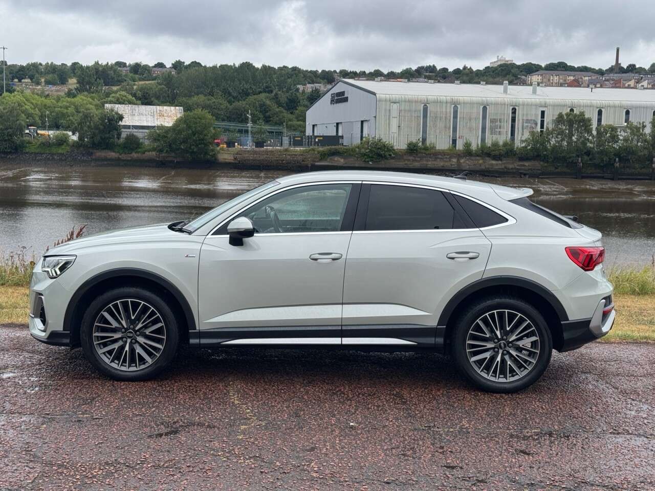 2022 AUDI Q3 2022 AUDI Q3