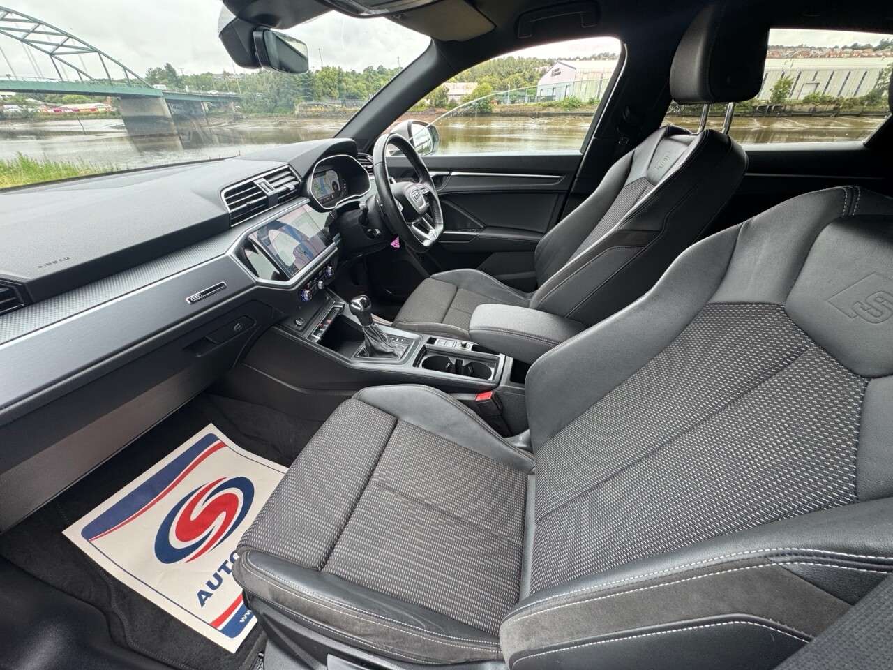 2022 AUDI Q3 2022 AUDI Q3