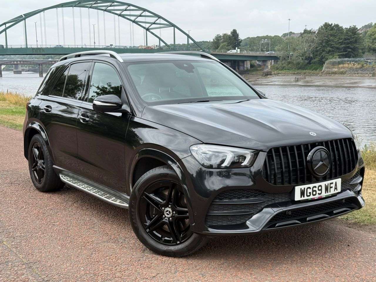 A 2020 MERCEDES-BENZ GLE 2.0 GLE300d AMG Line (Premium) SUV 5dr Diesel G-Tronic 4MATIC Euro 6 (s/s) A 2020 MERCEDES-BENZ GLE 2.0 GLE300d AMG Line (Premium) SUV 5dr Diesel G-Tronic 4MATIC Euro 6 (s/s)