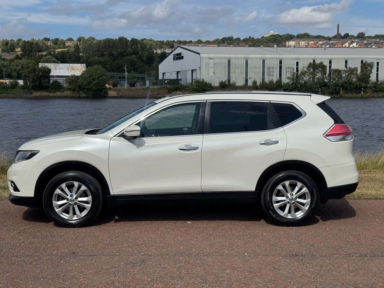 2015 NISSAN X-TRAIL 2015 NISSAN X-TRAIL