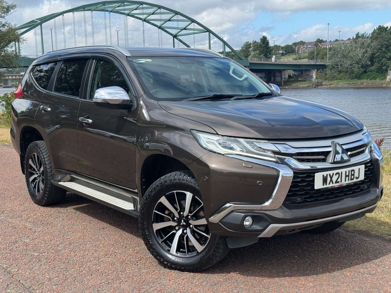 A 2021 MITSUBISHI SHOGUN SPORT 2.4D 4 SUV 5dr Diesel Auto 4WD Euro 6 (181 ps) AUTOMATIC A 2021 MITSUBISHI SHOGUN SPORT 2.4D 4 SUV 5dr Diesel Auto 4WD Euro 6 (181 ps) AUTOMATIC