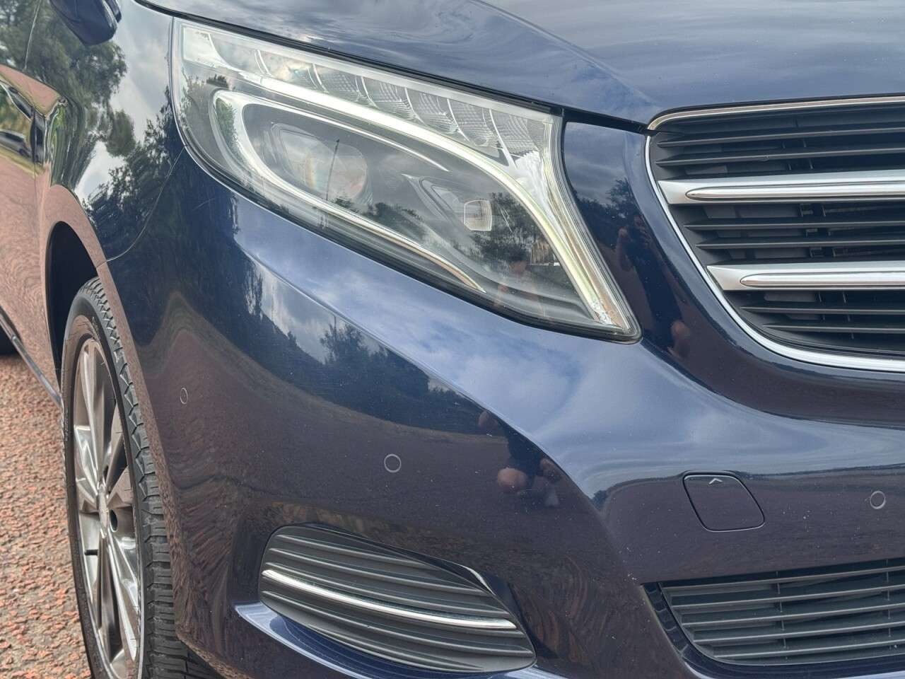 A 2016 MERCEDES-BENZ V CLASS 2.2 V250d BlueTEC Sport MPV 5dr Diesel G-Tronic+ Euro 6 (s/s) 7 Seat (190 p A 2016 MERCEDES-BENZ V CLASS 2.2 V250d BlueTEC Sport MPV 5dr Diesel G-Tronic+ Euro 6 (s/s) 7 Seat (190 p