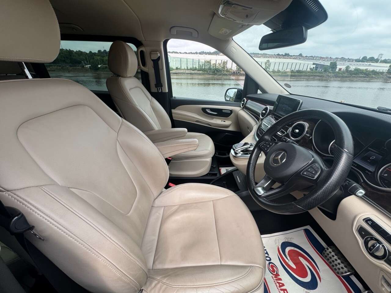 2016 MERCEDES-BENZ V CLASS 2016 MERCEDES-BENZ V CLASS