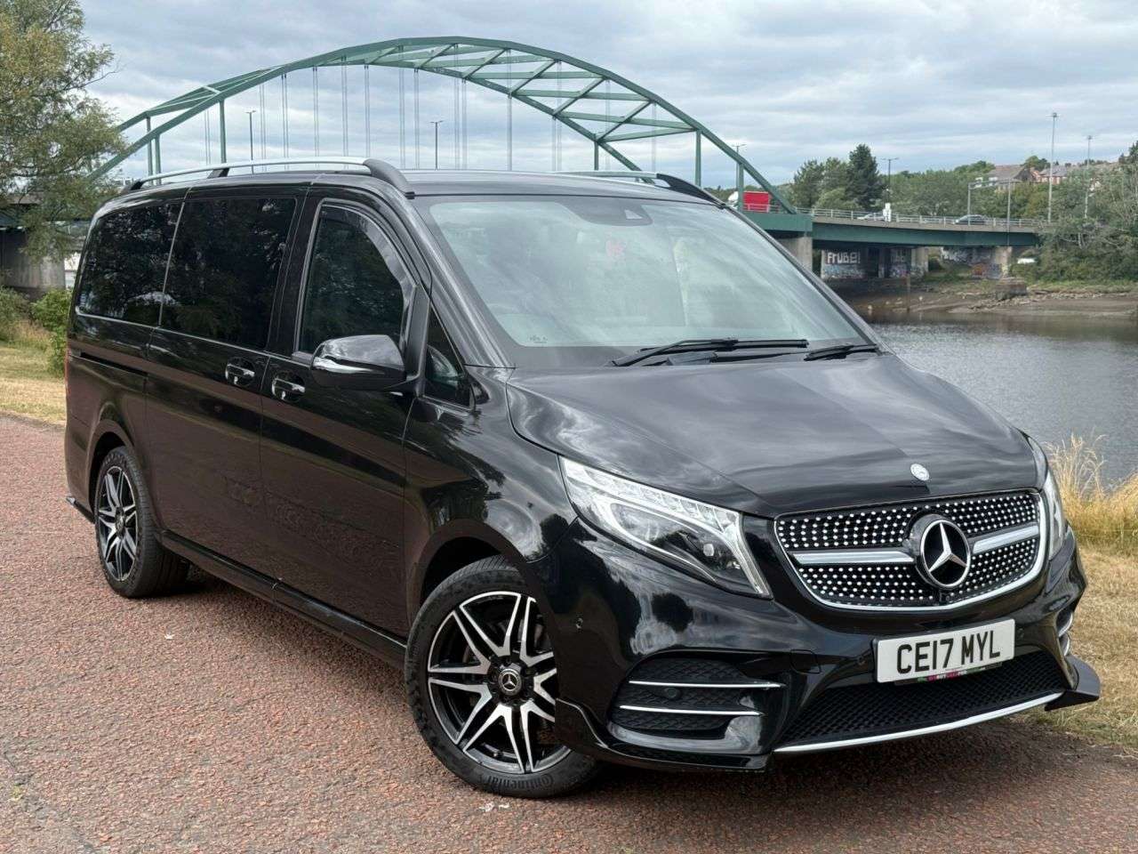 A 2017 MERCEDES-BENZ V-CLASS 2.2 V250d AMG Line MPV 5dr Diesel G-Tronic+ Euro 6 (s/s) 8 Seat LWB (190 ps A 2017 MERCEDES-BENZ V-CLASS 2.2 V250d AMG Line MPV 5dr Diesel G-Tronic+ Euro 6 (s/s) 8 Seat LWB (190 ps