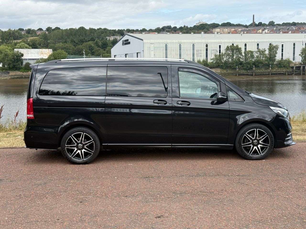 A 2017 MERCEDES-BENZ V-CLASS 2.2 V250d AMG Line MPV 5dr Diesel G-Tronic+ Euro 6 (s/s) 8 Seat LWB (190 ps A 2017 MERCEDES-BENZ V-CLASS 2.2 V250d AMG Line MPV 5dr Diesel G-Tronic+ Euro 6 (s/s) 8 Seat LWB (190 ps