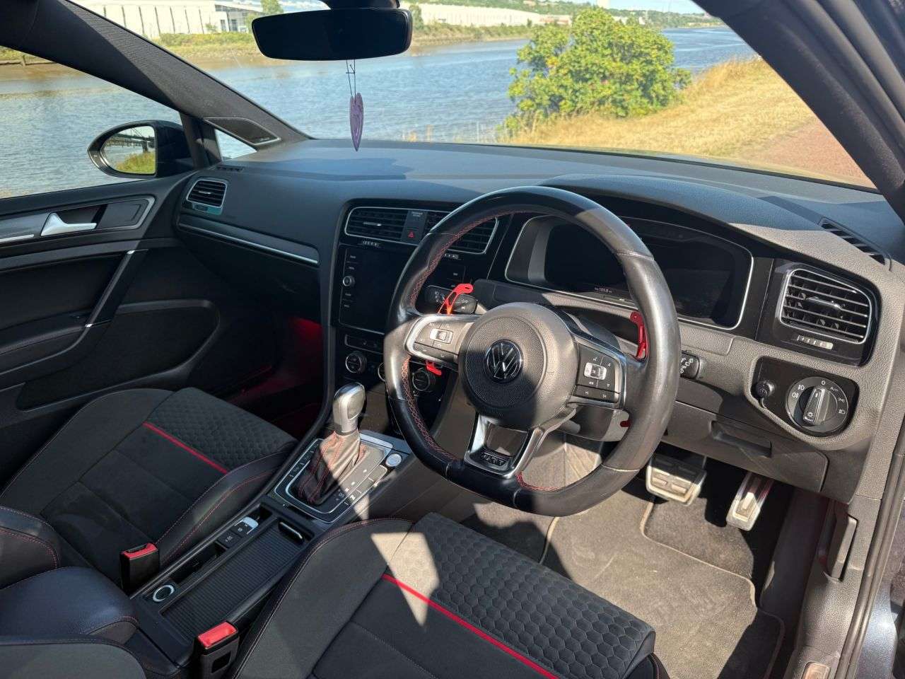 2019 VOLKSWAGEN GOLF 2019 VOLKSWAGEN GOLF