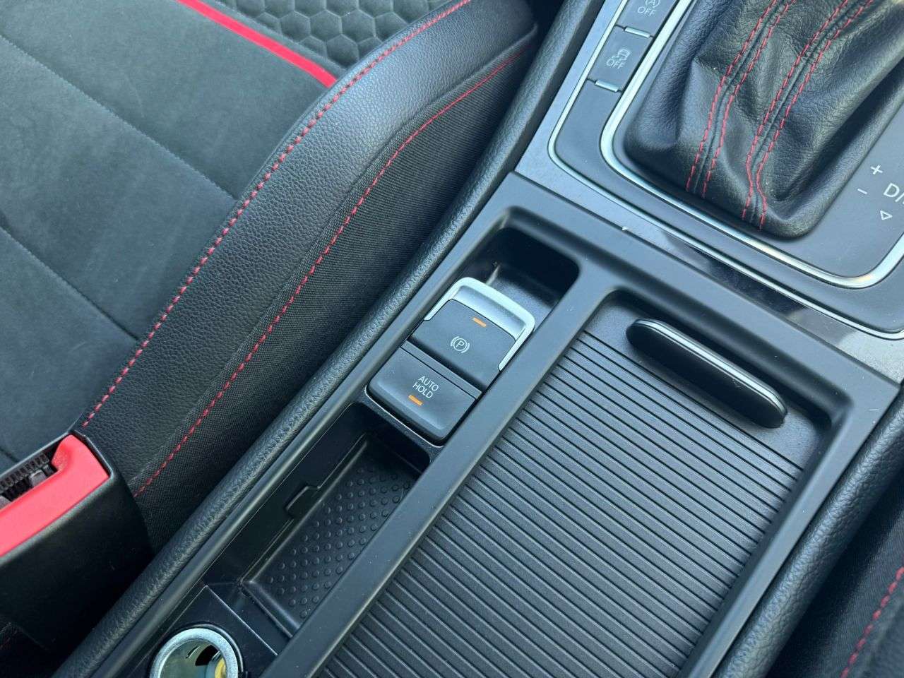 2019 VOLKSWAGEN GOLF 2019 VOLKSWAGEN GOLF