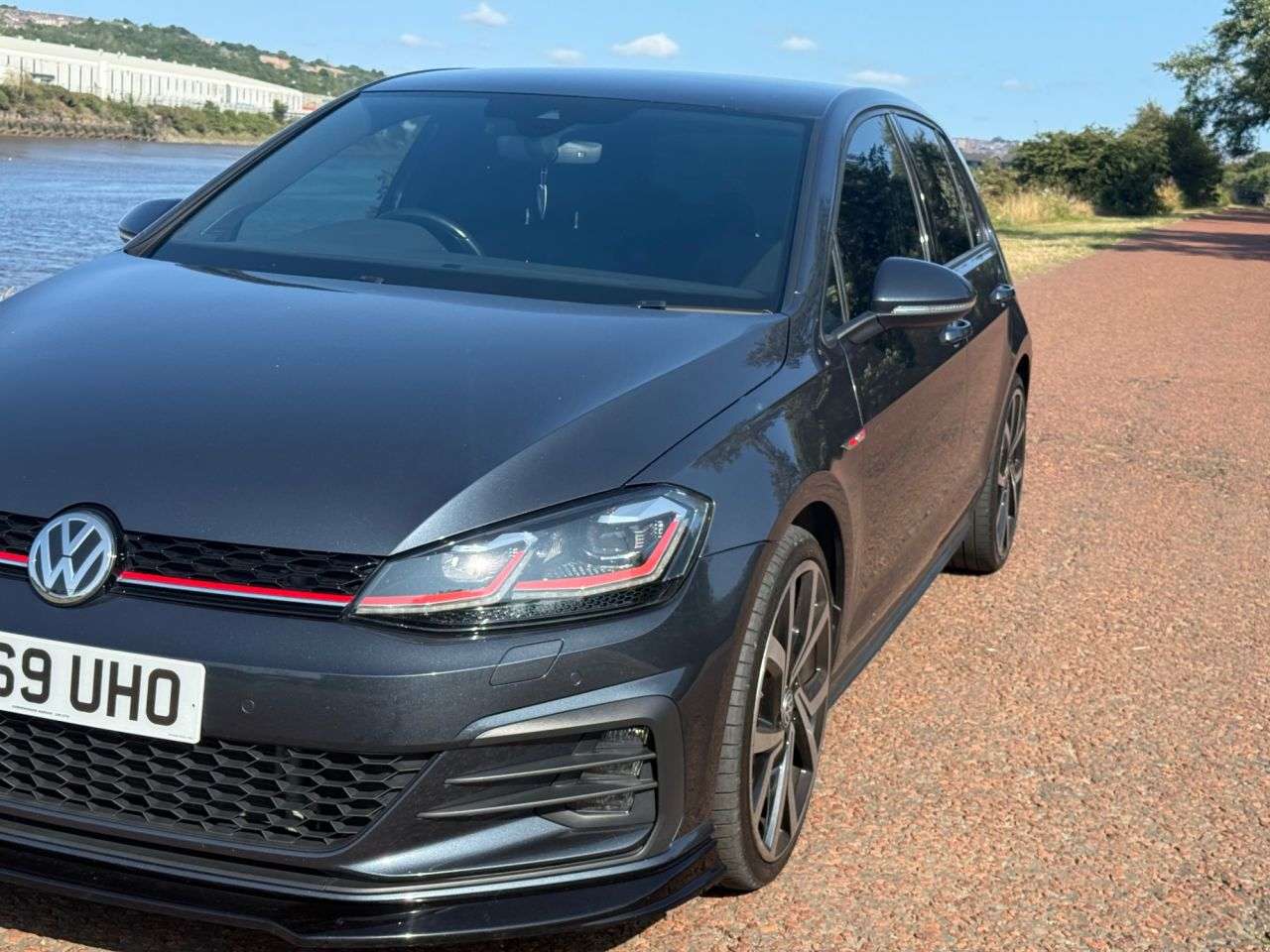 2019 VOLKSWAGEN GOLF 2019 VOLKSWAGEN GOLF