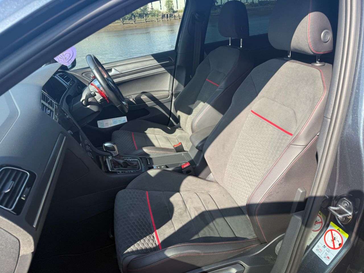 2019 VOLKSWAGEN GOLF 2019 VOLKSWAGEN GOLF